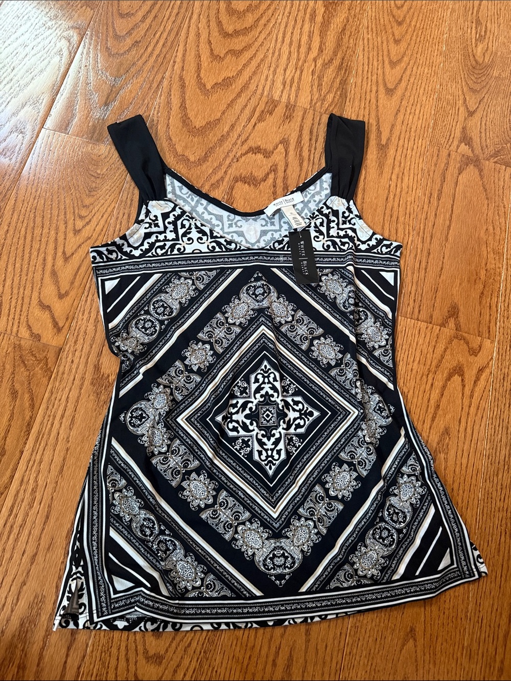 White House Black Market Black and White Geometric Medallion Tank